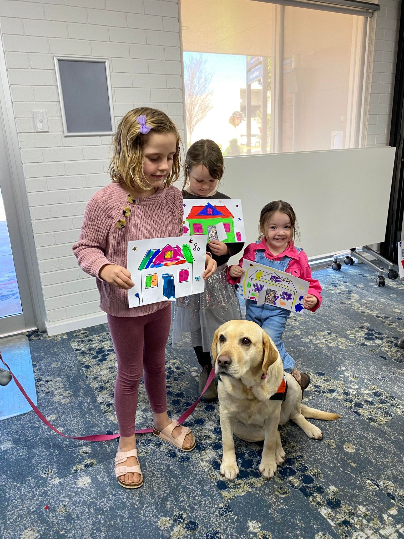 Piper the story dog