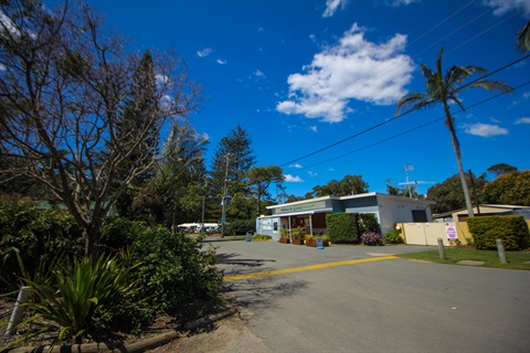 Hat Head Holiday Park Entrance