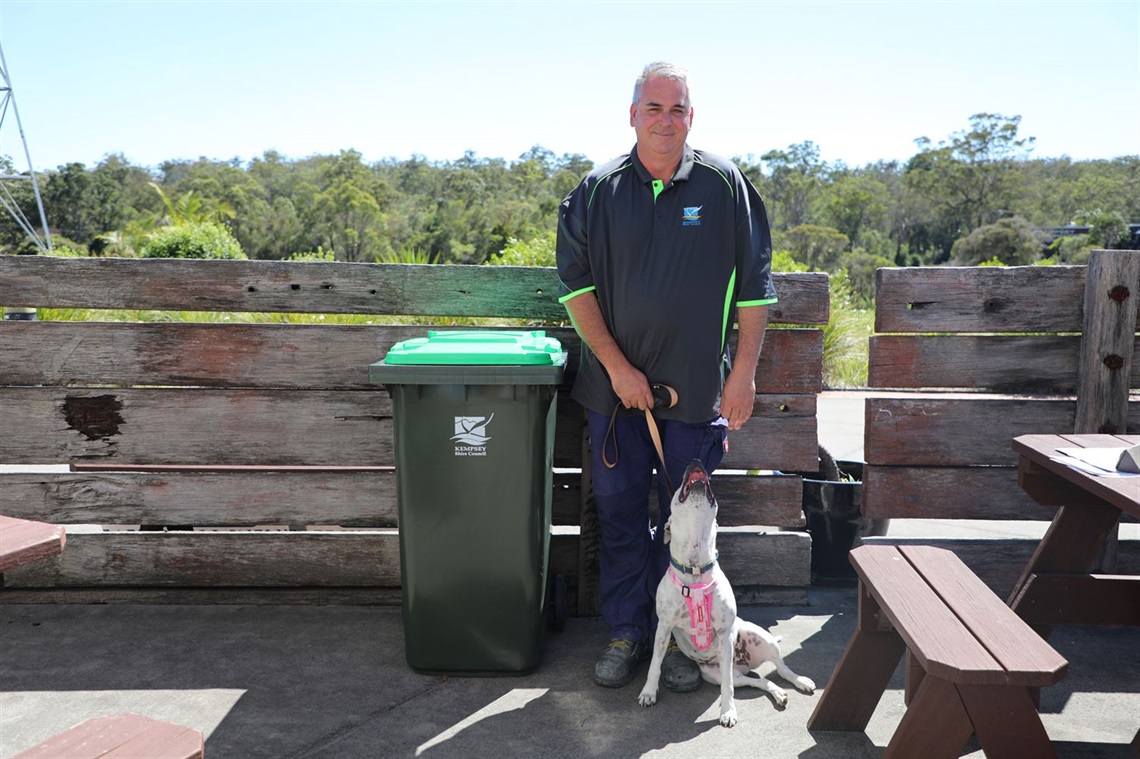 can i put dog poop in my green bin