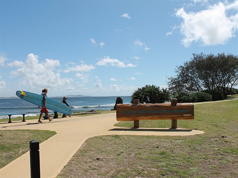 crescent-head-foreshore-800px.jpg